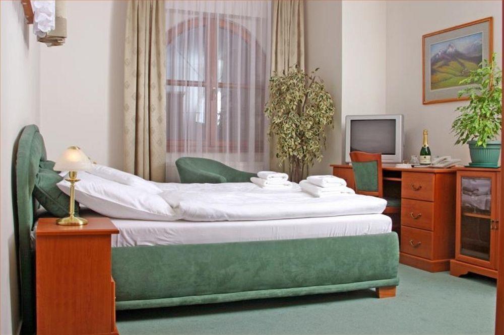 Hotel Grand Ζιλίνα Εξωτερικό φωτογραφία