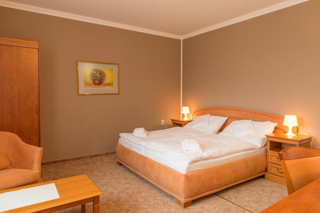 Hotel Grand Ζιλίνα Εξωτερικό φωτογραφία