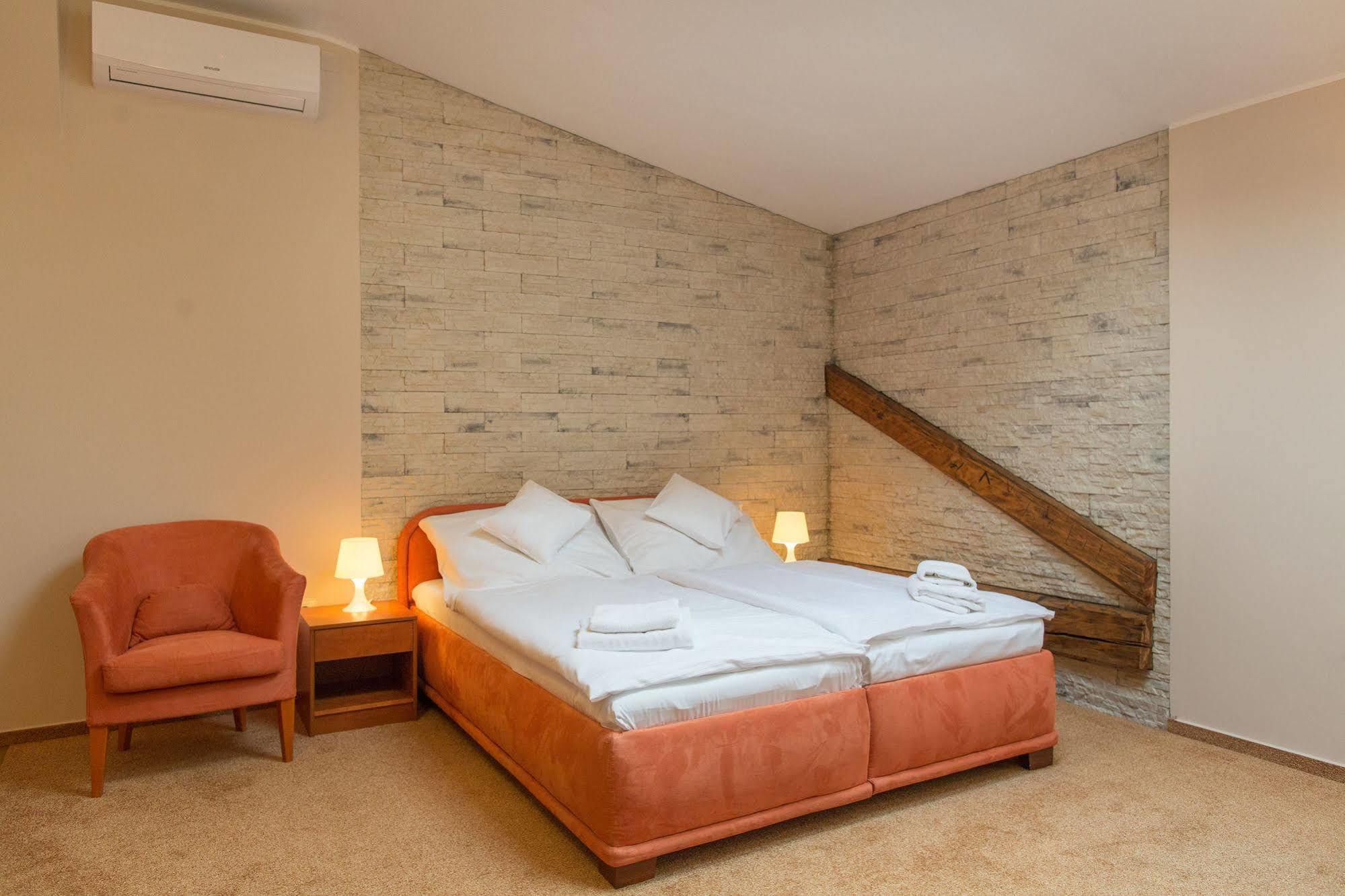 Hotel Grand Ζιλίνα Εξωτερικό φωτογραφία